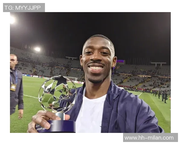 《天才球星逆袭之路从草根崛起到世界之巅的足球传奇》